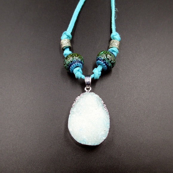 Blue Crystal Stone Leather Cord Necklace Hangs 15" - Picture 2 of 6